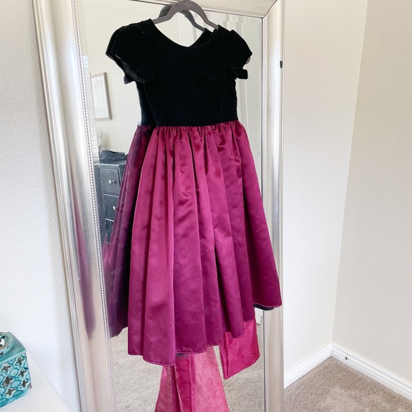 Girl’s Custom Dress - Picture 2 of 7